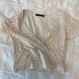 Brandy melville floral top